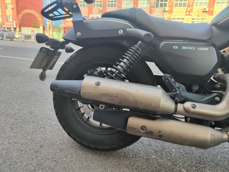 二手QJMOTOR闪300