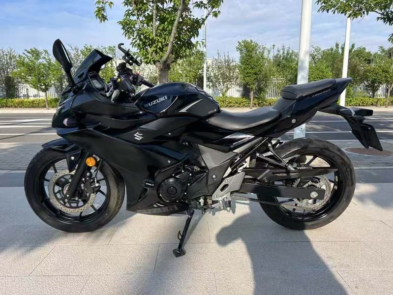 二手豪爵铃木GSX250R