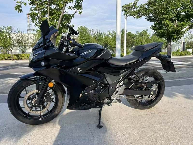 二手豪爵铃木GSX250R
