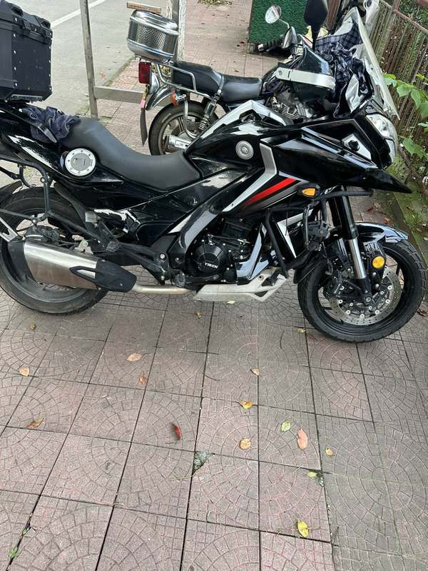 二手摩枭400MT