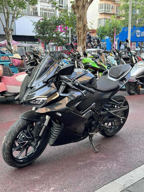 二手QJMOTOR赛250