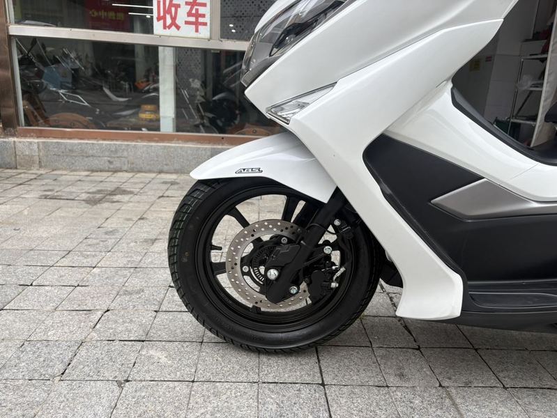 二手豪爵UHR150