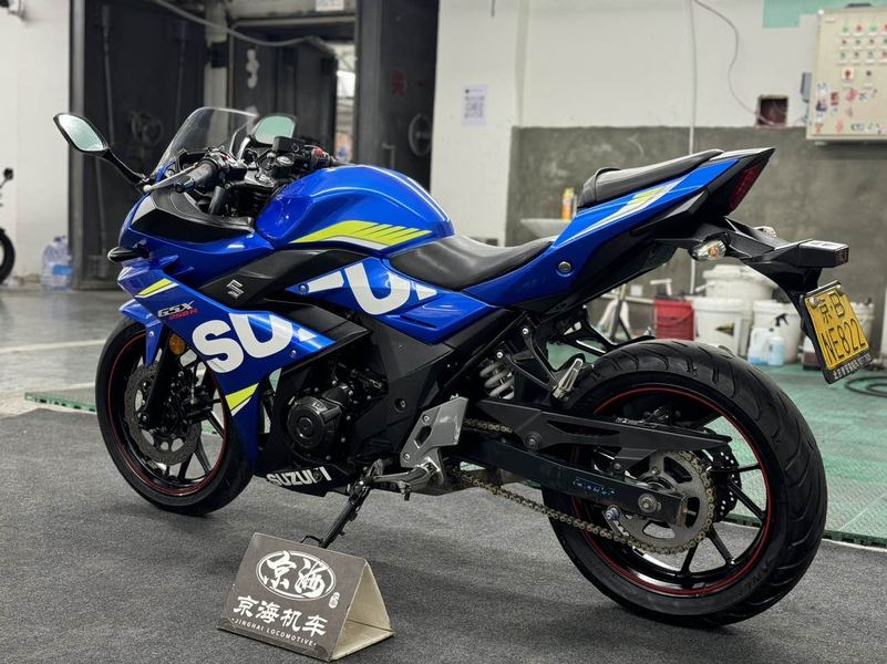 二手豪爵铃木GSX250R