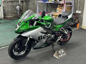 二手贝纳利龙卷风 Tornado 252R