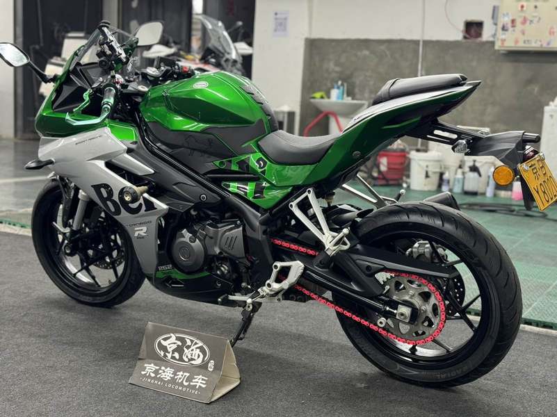 二手贝纳利龙卷风 Tornado 252R