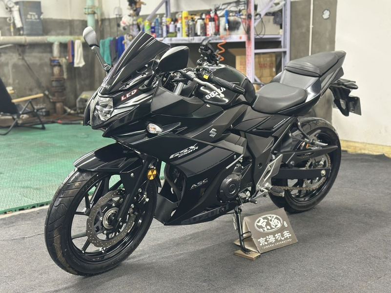 二手豪爵铃木GSX250R