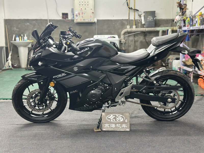 二手豪爵铃木GSX250R