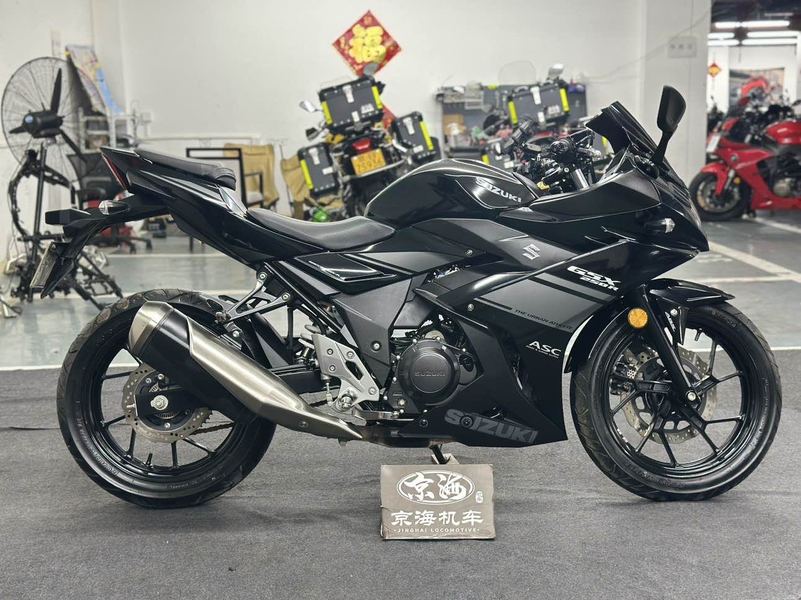 二手豪爵铃木GSX250R