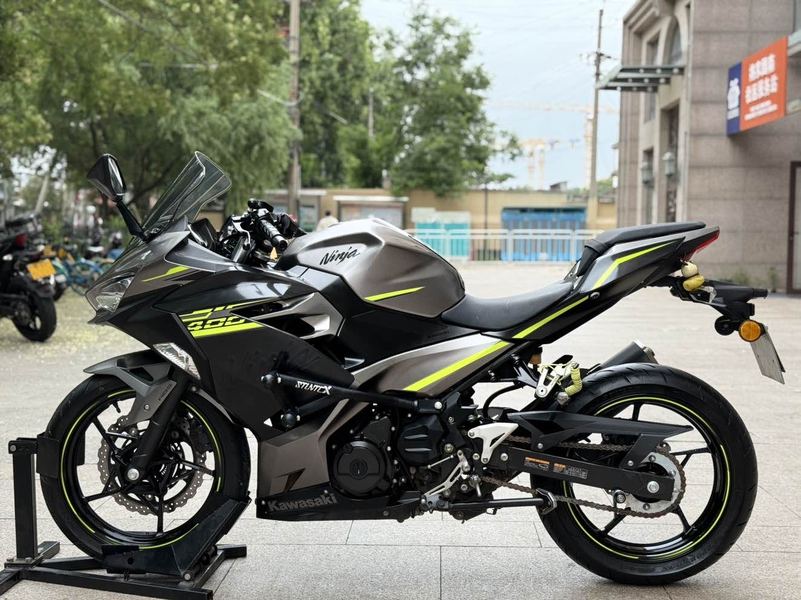 二手川崎Ninja 400