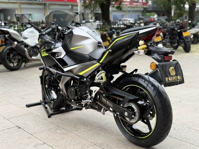 二手川崎Ninja 400