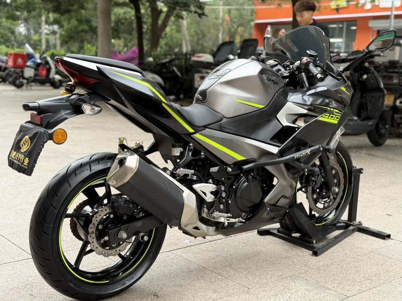 二手川崎Ninja 400