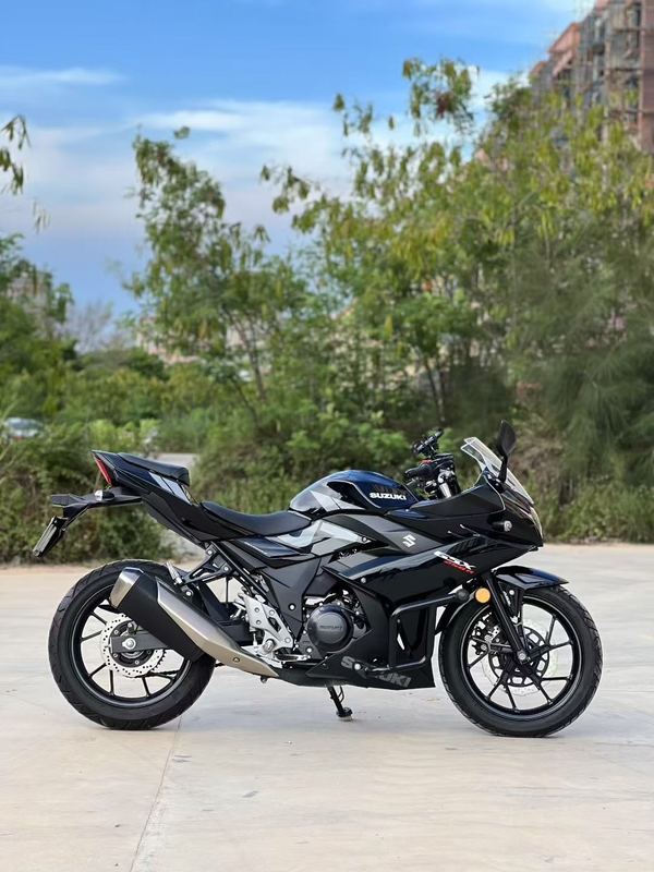二手豪爵铃木GSX250R