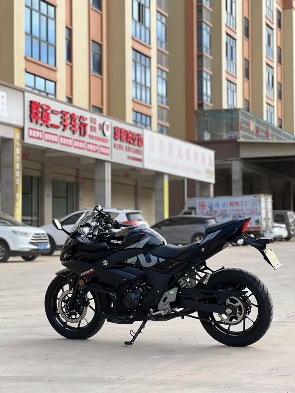二手豪爵铃木GSX250R