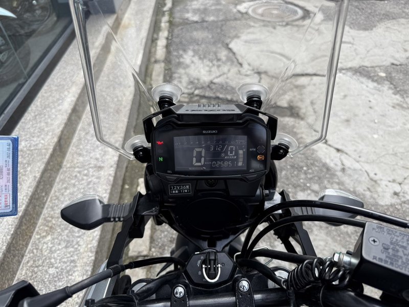 二手豪爵铃木DL250