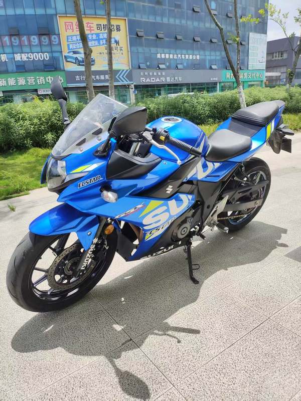 二手豪爵铃木GSX250R