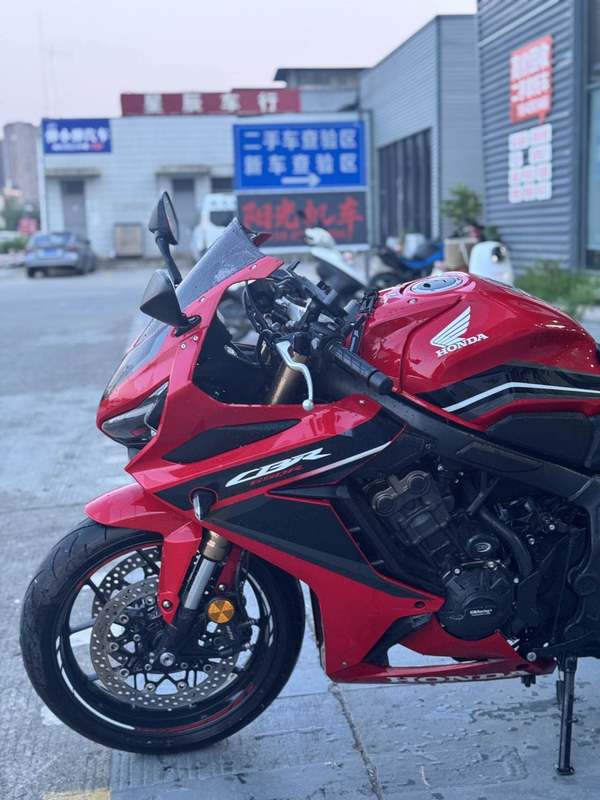 二手本田CBR650R