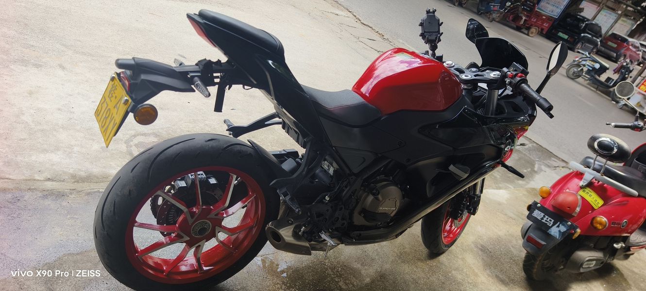 二手QJMOTOR赛400