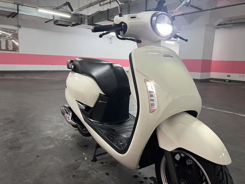 二手新大洲本田NS125LA