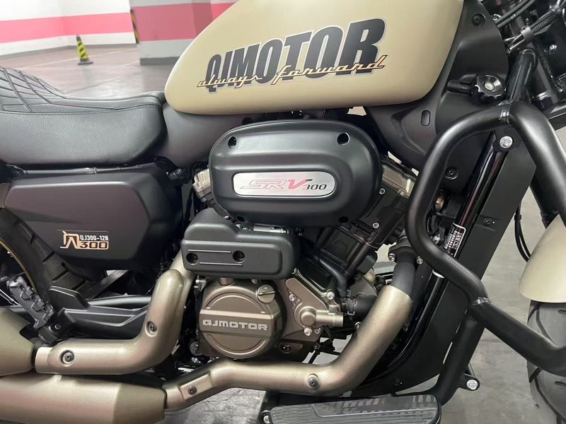 二手QJMOTOR闪300
