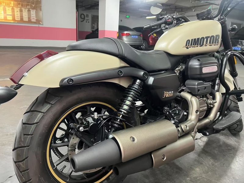 二手QJMOTOR闪300