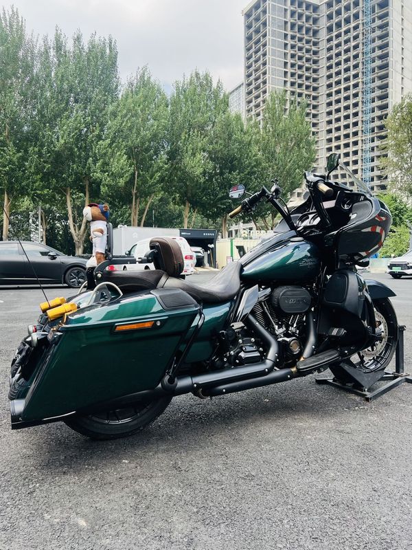 二手哈雷戴维森公路滑翔 Road Glide