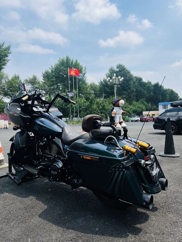 二手哈雷戴维森公路滑翔 Road Glide
