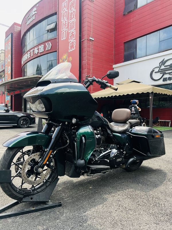 二手哈雷戴维森公路滑翔 Road Glide