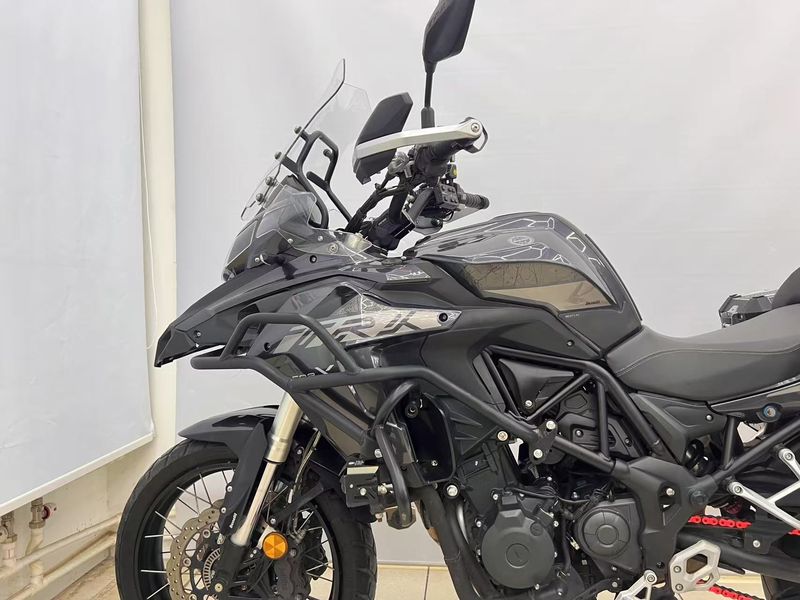 二手贝纳利金鹏 TRK502