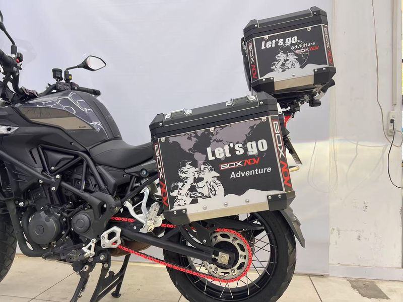 二手贝纳利金鹏 TRK502