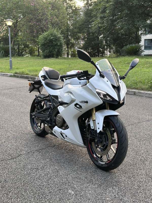 二手QJMOTOR赛250