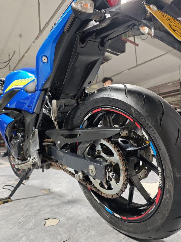 二手豪爵铃木GSX250R