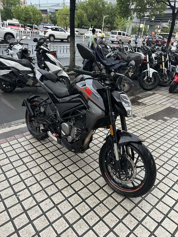 二手春风250NK