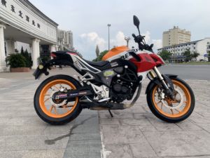 二手五羊本田CB190R 暴锋眼