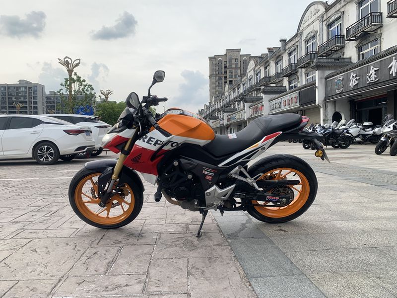 二手五羊本田CB190R 暴锋眼