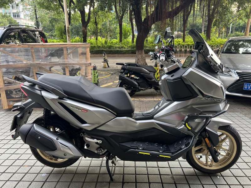 二手三阳哈士奇 Husky ADV300