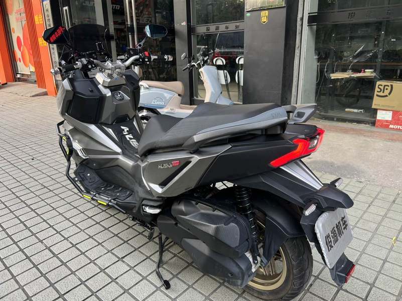 二手三阳哈士奇 Husky ADV300