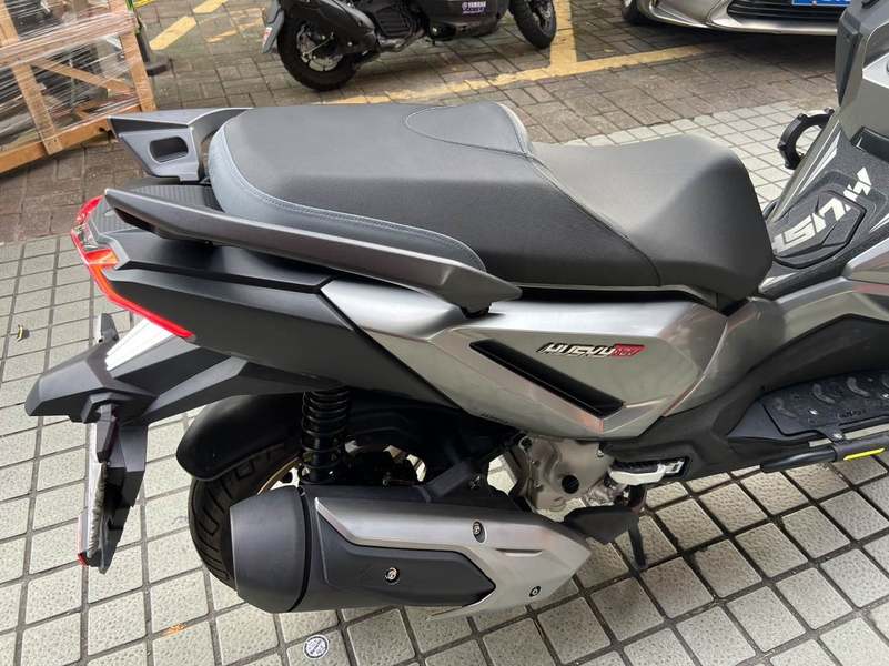 二手三阳哈士奇 Husky ADV300