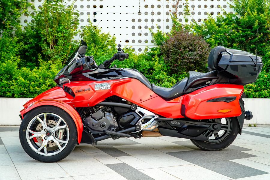 二手庞巴迪Spyder F3 