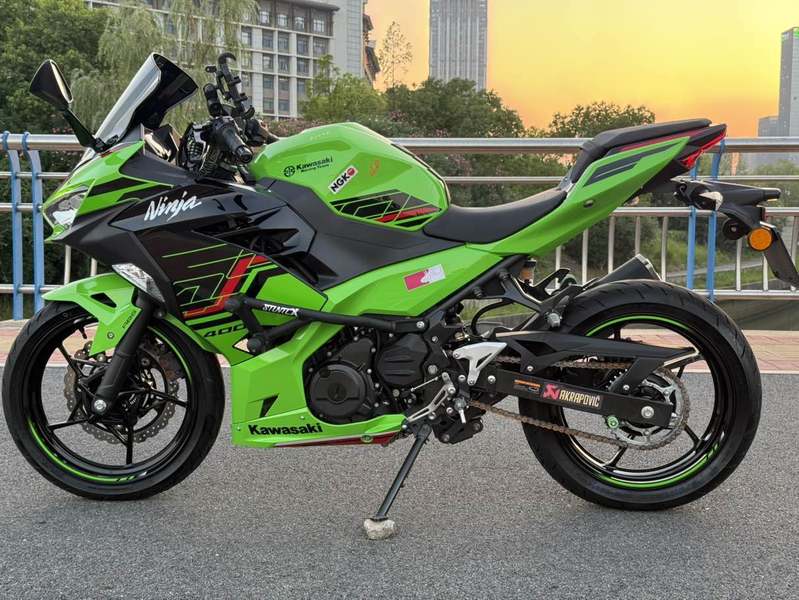 二手川崎Ninja 400