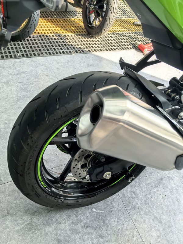二手川崎ZX-4R