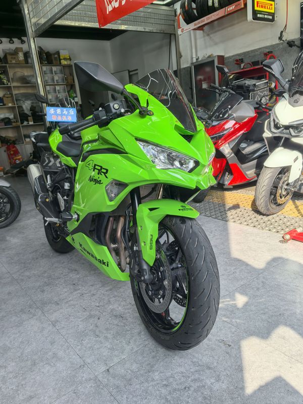 二手川崎ZX-4R