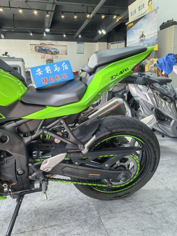 二手川崎ZX-4R