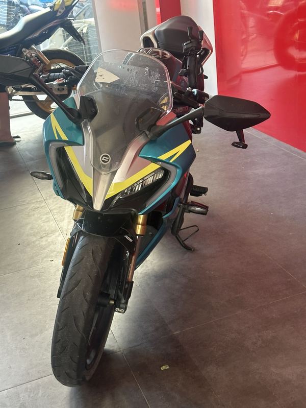 二手春风250SR