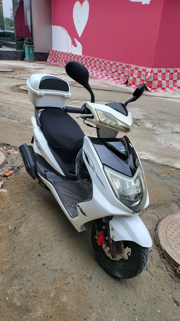 二手嘉鹏嘉睿125