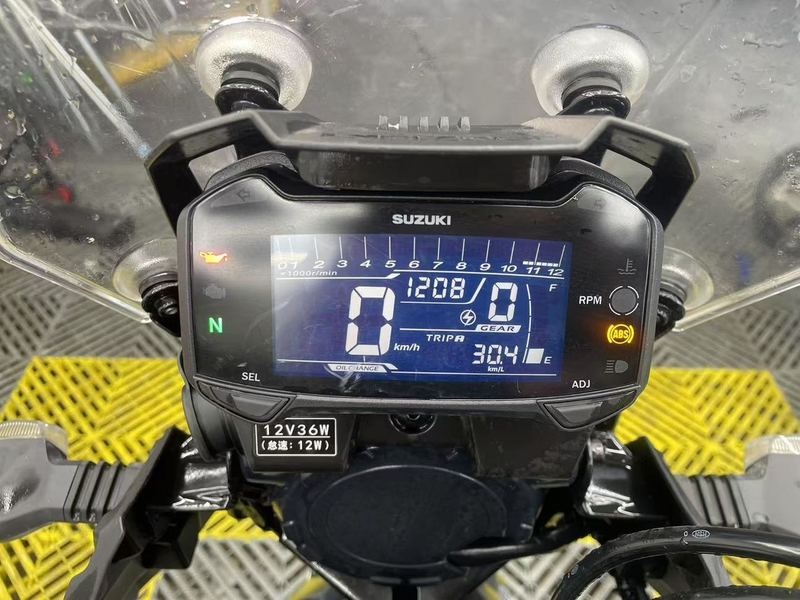 二手豪爵铃木DL250