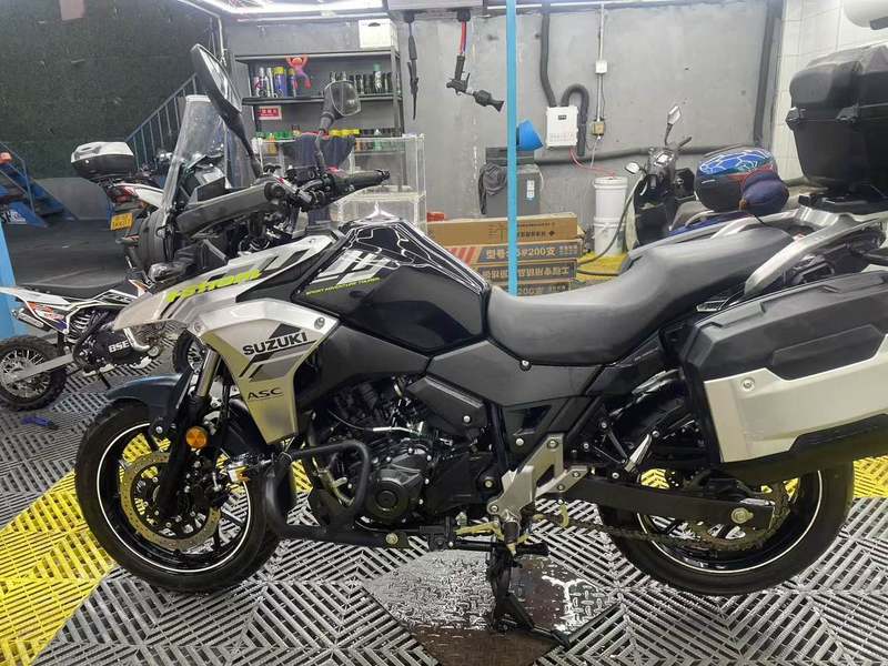 二手豪爵铃木DL250