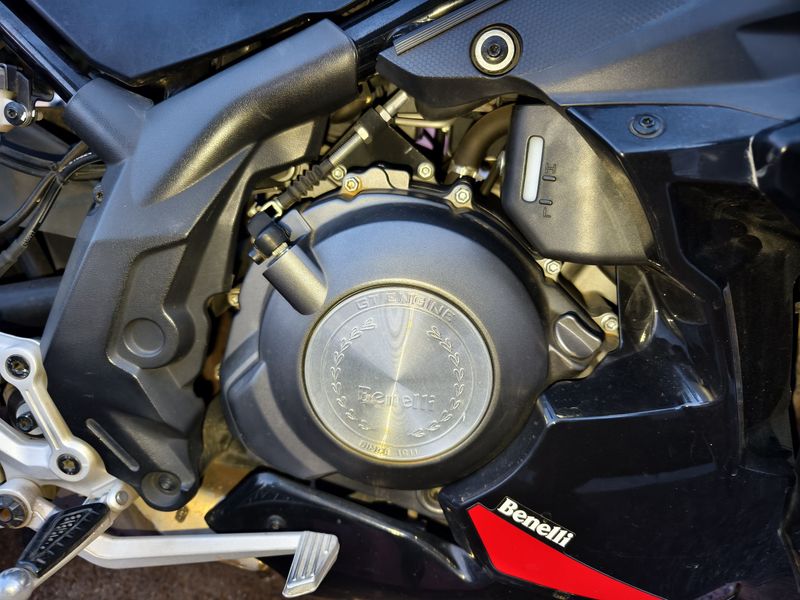 二手贝纳利龙卷风 Tornado 302R