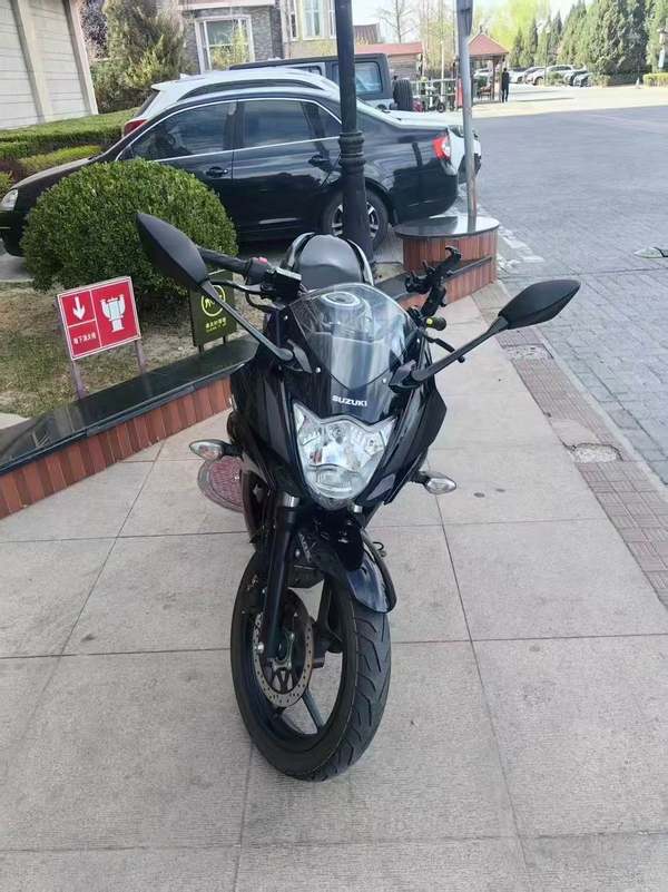 二手济南铃木极客飒 Gixxer 155
