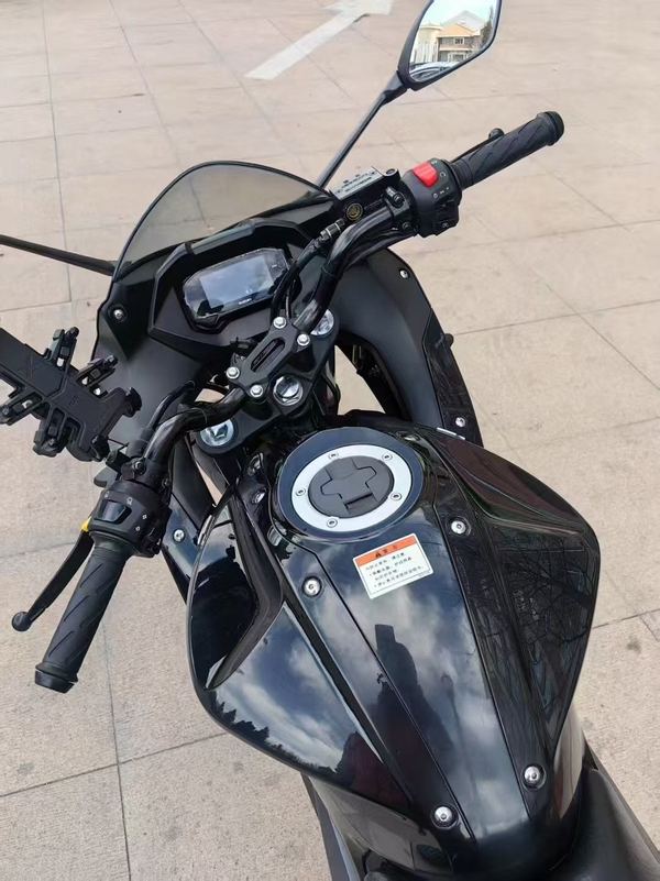二手济南铃木极客飒 Gixxer 155