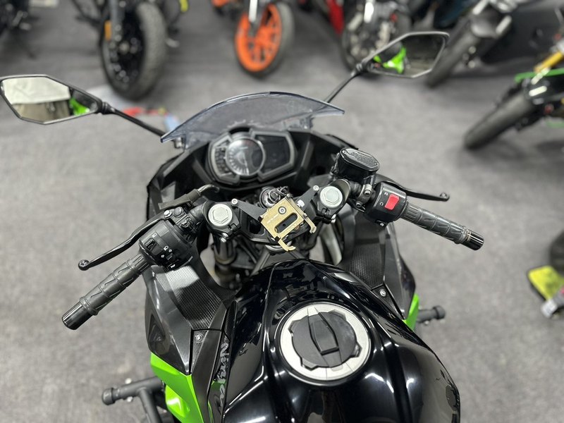 二手川崎Ninja 400